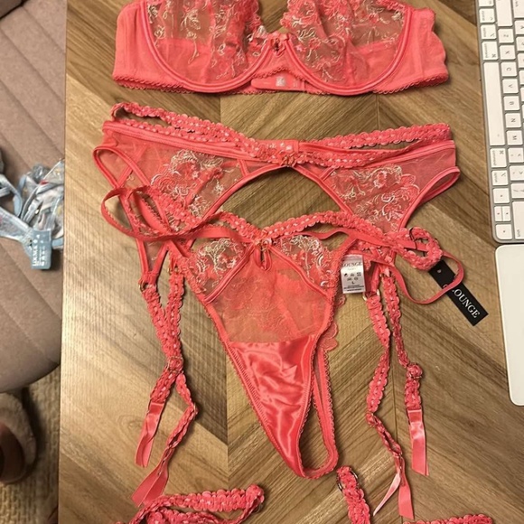 LOT of 3 Lounge Underwear Lingerie Sets 36C Large - Picture 3 of 9